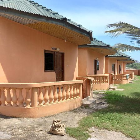 Comfort Beach Resort Biriwa Dış mekan fotoğraf