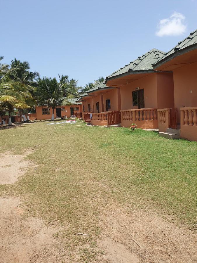 Comfort Beach Resort Biriwa Dış mekan fotoğraf